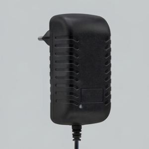 12.6 volt 1a lion Adaptör